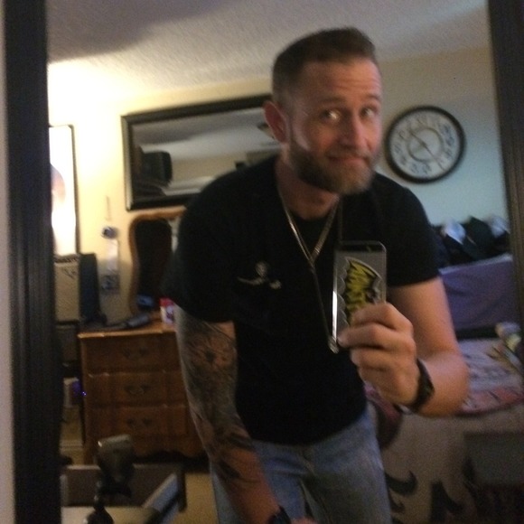 Meet your Posher, David - Picture 1 of 1